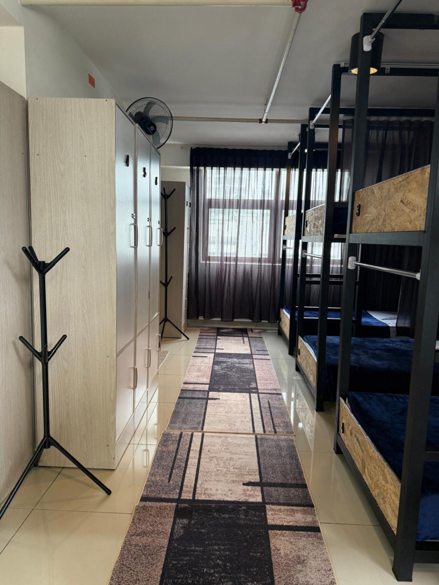 Mix Hostel Kl By Chillout Hostel Petaling Jaya Bagian luar foto